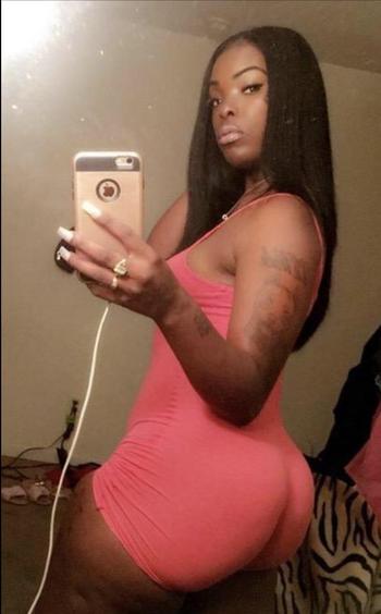 , 25 African American female escort, Calgary